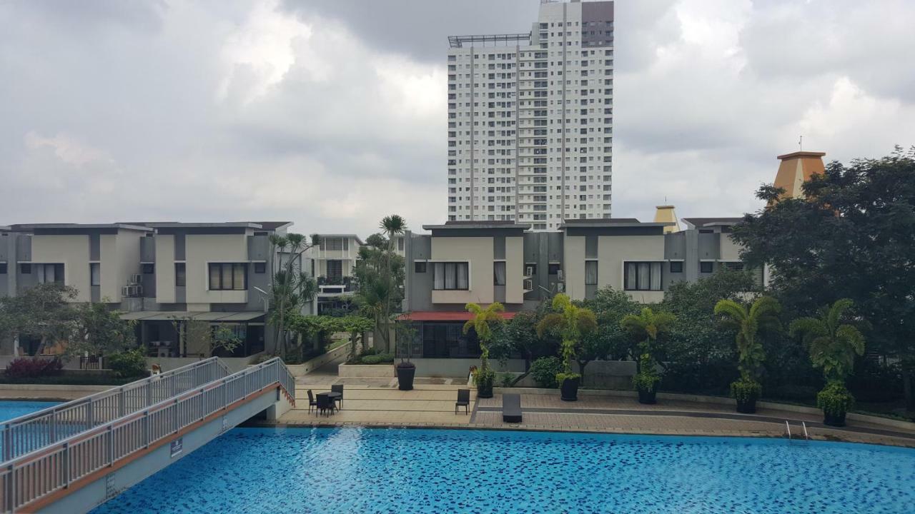 Апартаменты Sudirman Thamrin 87M Pool View Джакарта Экстерьер фото